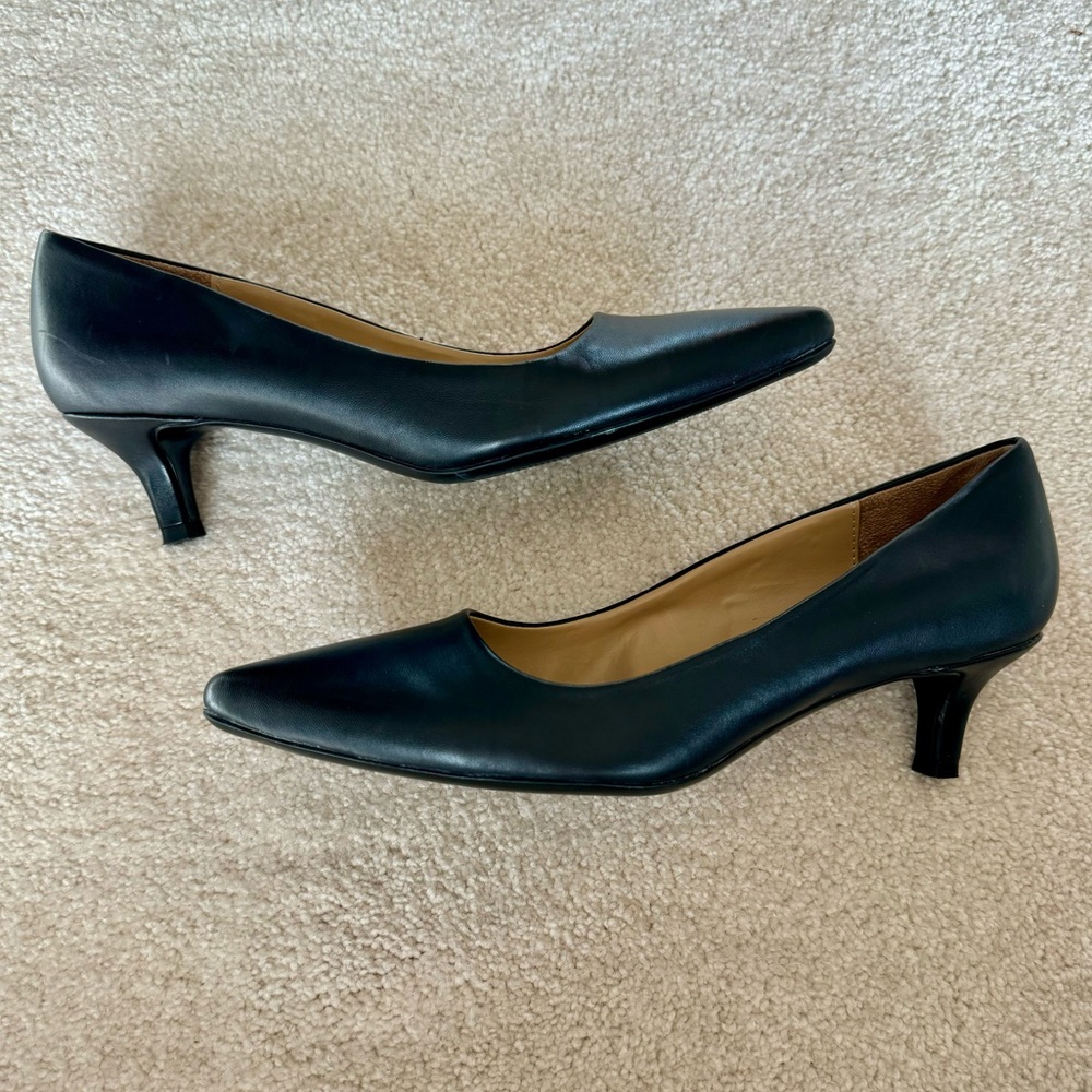 Naturalizer Gia Leather Kitten Heels Black 9 Wide
